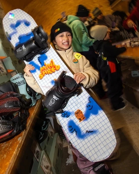 Deska snowboard BATALEON Minishred 2024/25