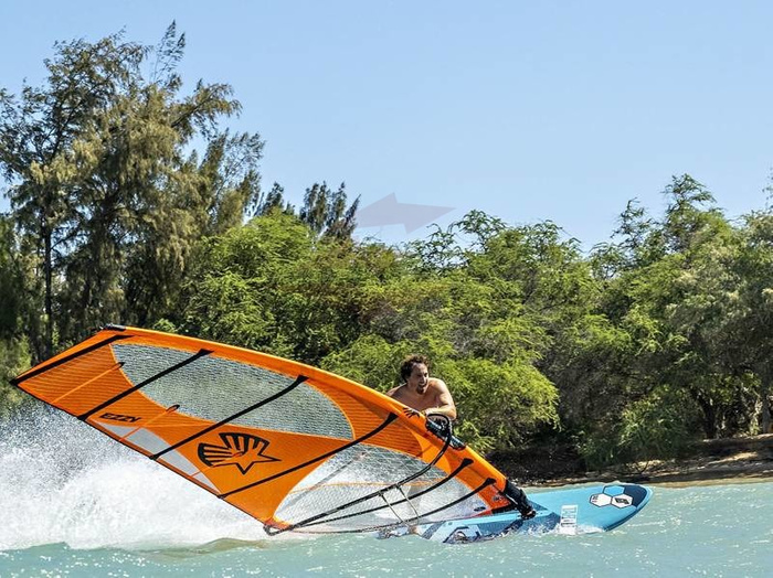 Żagiel Windsurfing Ezzy Cheetah 2023
